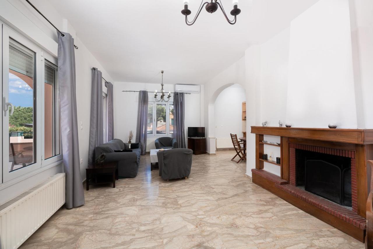 Mtc-D Apartments By The Sea And Airport Pórto Ráfti Dış mekan fotoğraf